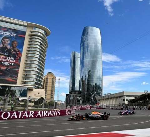 Formula 1 üzrə Azərbaycan Qran-Prisinin startında qəza - FOTO 