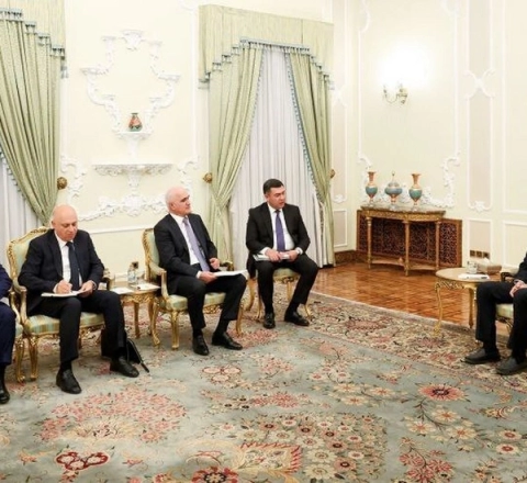 Pezeşkian Şahin Mustafayevin rəhbərlik etdiyi nümayəndə heyətini qəbul etdi 