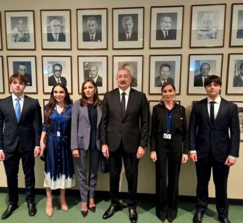 Prezident ailəsinin Nyu-Yorkdan FOTOSU 