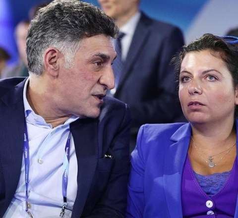 Simonyanın əri öldü 