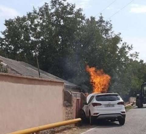 Minik avtomobili qaz xəttinə çırpıldı, 801 abonentin...- FOTO 