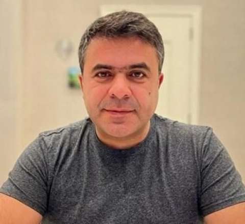 Zala daxil oldu, bir neçə dəqiqə sonra oturdu və yıxıldı... 