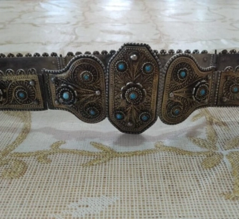 Bakıda fantastik qiymətə kəmər satılır 