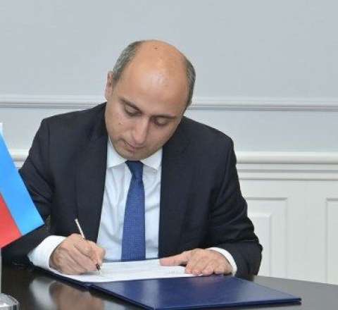 Emin Əmrullayev Ceyhun Kərəmovu işdən ÇIXARDI  