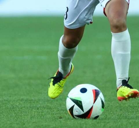 22 yaşlı futbolçunun ürəyi dayandı - FOTO