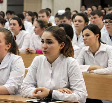 Tibb Universitetində nə baş verir? - Prezident təqaüdçülərinin sayı 6 dəfə azalıb  
