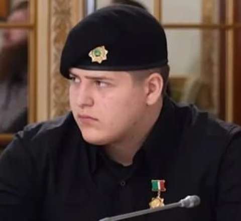 Kadırovun oğlu öz adına idman kompleksi açdı 