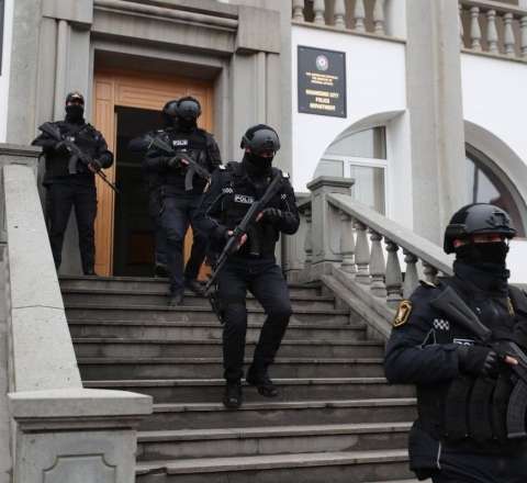 Polis Xankəndidə təcili əməliyyat keçirdi - Saxlanılanlar var