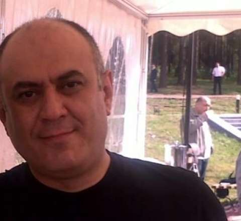 Məşhur generalın yarım milyonluq evi hərraca çıxarıldı 