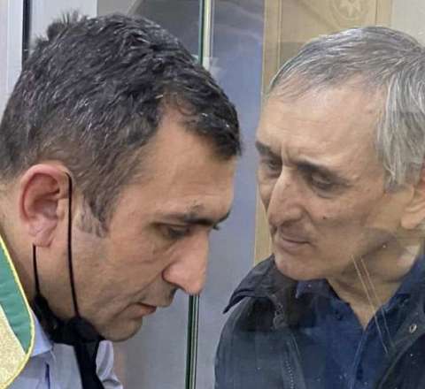 İlkin Süleymanovun vəkilinin fəaliyyəti dayandırıldı 