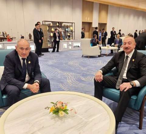 Əliyev - Paşinyan görüşü: Erməni radikalları narahat edən nədir? 