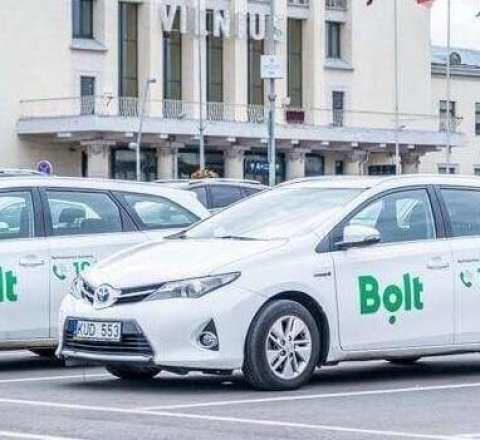 Yeni qərar taksi qiymətlərinə təsir edəcək 
