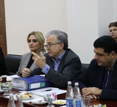Qərbi Kaspi Universitetində jurnalistlər üçün mediatur təşkil olundu 