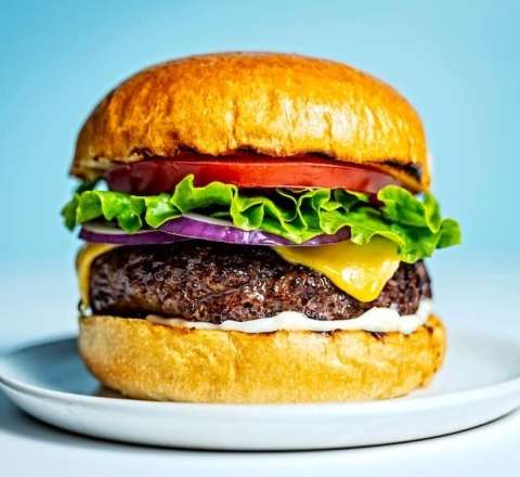 Hamburger insan ömründən nə qədər “oğurlayır”, bəs qazlı içkilər? - ARAŞDIRMA 