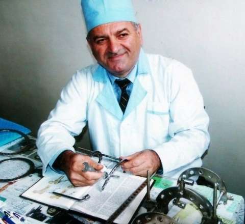 Azərbaycanda daha bir tanınmış həkim   vəfat etdi