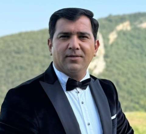 "Sənəti olmayanlarla efirə çıxmıram" 