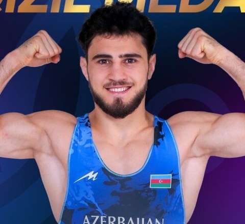 Azərbaycan güləşçisi dünya çempionu oldu 