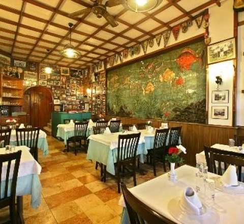 "Pakdad" restoranları bağlanır? 