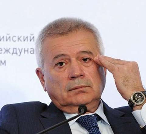 Vahid Ələkbərov 2 gündə 1 milyard itirdi 