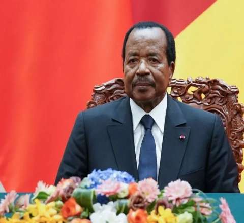 92 yaşlı Paul Biya yenidən prezident seçildi 