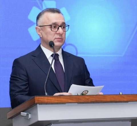 Nazir “Səhiyyə əlaçısı” medalını vermədi - Qalmaqal 