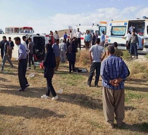 Sulduzda şagirdləri daşıyan maşın aşdı – 13 yaralı