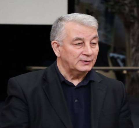 Əməkdar artist işdən çıxarıldı