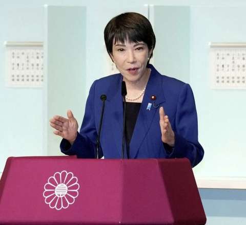 Yaponiya Rusiyadan qaz idxalından imtina etməyəcək 