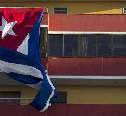 Ukrayna bu ölkədəki səfirliyini bağlayır 