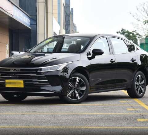 BYD-nin xalis mənfəəti 30%-dən çox azaldı - TƏNƏZZÜL