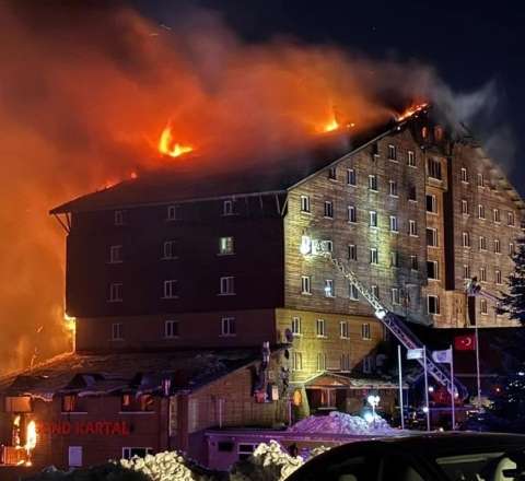 78 nəfərin ölümünə səbəb olan hotelin sahibi ömürlük həbs edildi 