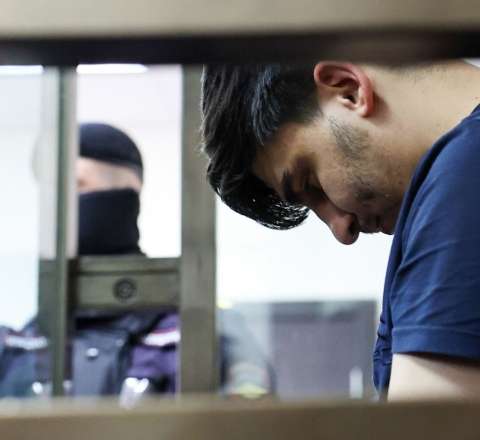 “Bıçaq təsadüfən dəydi” - Rusiyada Abbasovların məhkəməsi davam edir 