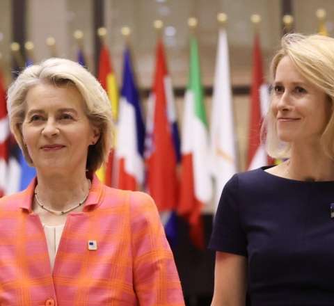 Kallasın bu qərarı Leyenlə arasını vurdu 