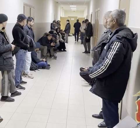 SON DƏQİQƏ: Moskvada minlərlə əcnəbi deportasiya edilir 