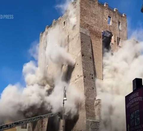 Romada tarixi bina uçub – Azı 4 nəfər xəsarət alıb 