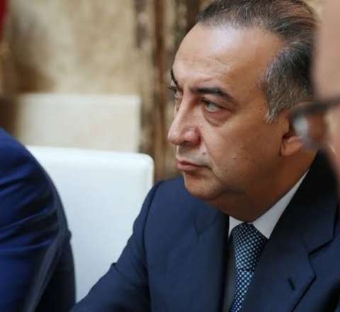 Keçmiş məmura bağlı olduğu deyilən şirkətə 800 min manatlıq SİFARİŞ 