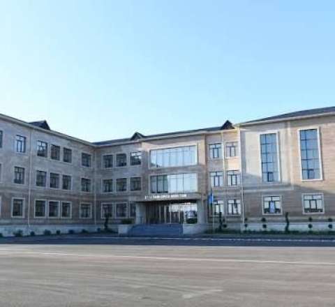 Bakı məktəbində SKANDAL: Direktorla mübahisə edən müəllim xəstəxanalıq oldu 