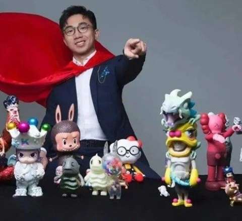 “Labubu” ilə tanınıb, milyarder oldu 