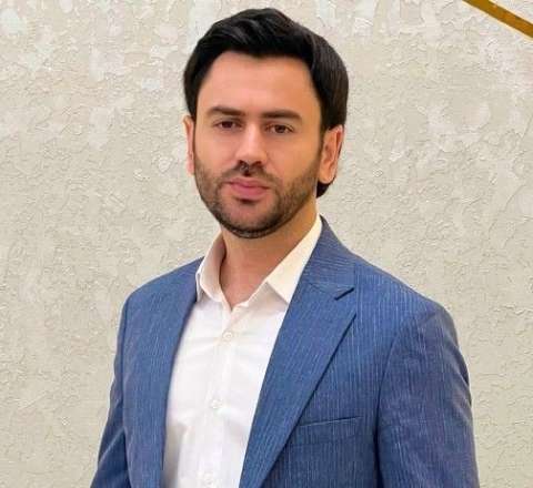 Üzeyir: “Yaşım az idi, məni aldadıb efirə çağırırdılar” 