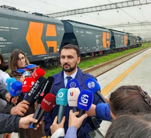 Bu qatar Bakıdan İrəvana gedir 