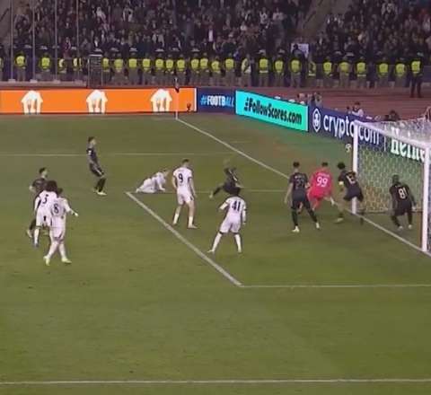 Koxalskinin qurtarışı ən yaxşılar arasında – UEFA açıqladı 