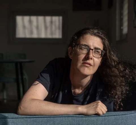 “Məndən qum torbası kimi istifadə edirdilər” – Hizbullahın girovu olmuş qadın 