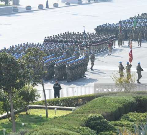 Türkiyə və Pakistan hərbçiləri hərbi paradda… – FOTOLAR 