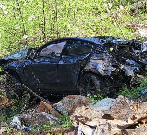 “Tesla” Qazaxda qəza düşdü - VİDEO 