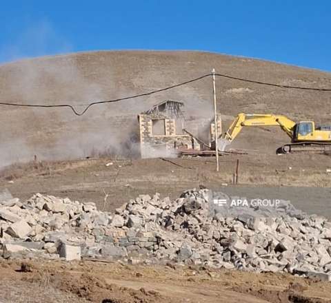 Laçında söküntü başladı – Qorçu qəsəbəsinə min ailə köçürüləcək 