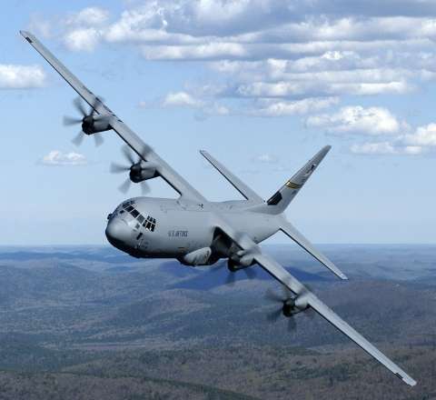 “C-130” təyyarəsinin özəllikləri – Hərbi nəqliyyatın bel sütunu 