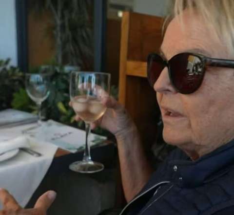 Fransızlar Afrikaya axın edir – “Kral kimi yaşayırıq” 