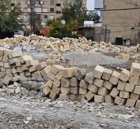 Gəncədə park üçün ayrılan yer satılıb?-ŞİKAYƏT+VİDEO 