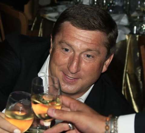 Ermənistan "kölgə kralı"nı Rusiyaya təhvil verməkdən imtina etdi 