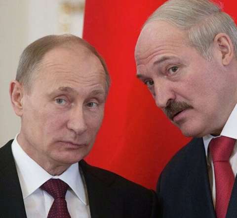 Lukaşenko və Putin telefonla danışıblar 